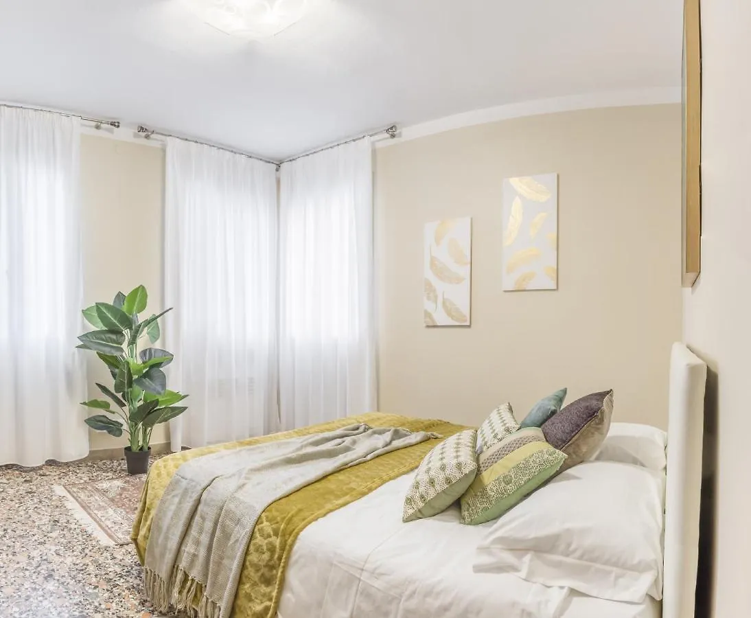 Apartmán San Marco Square With Canal View By Wonderful Italy Benátky
